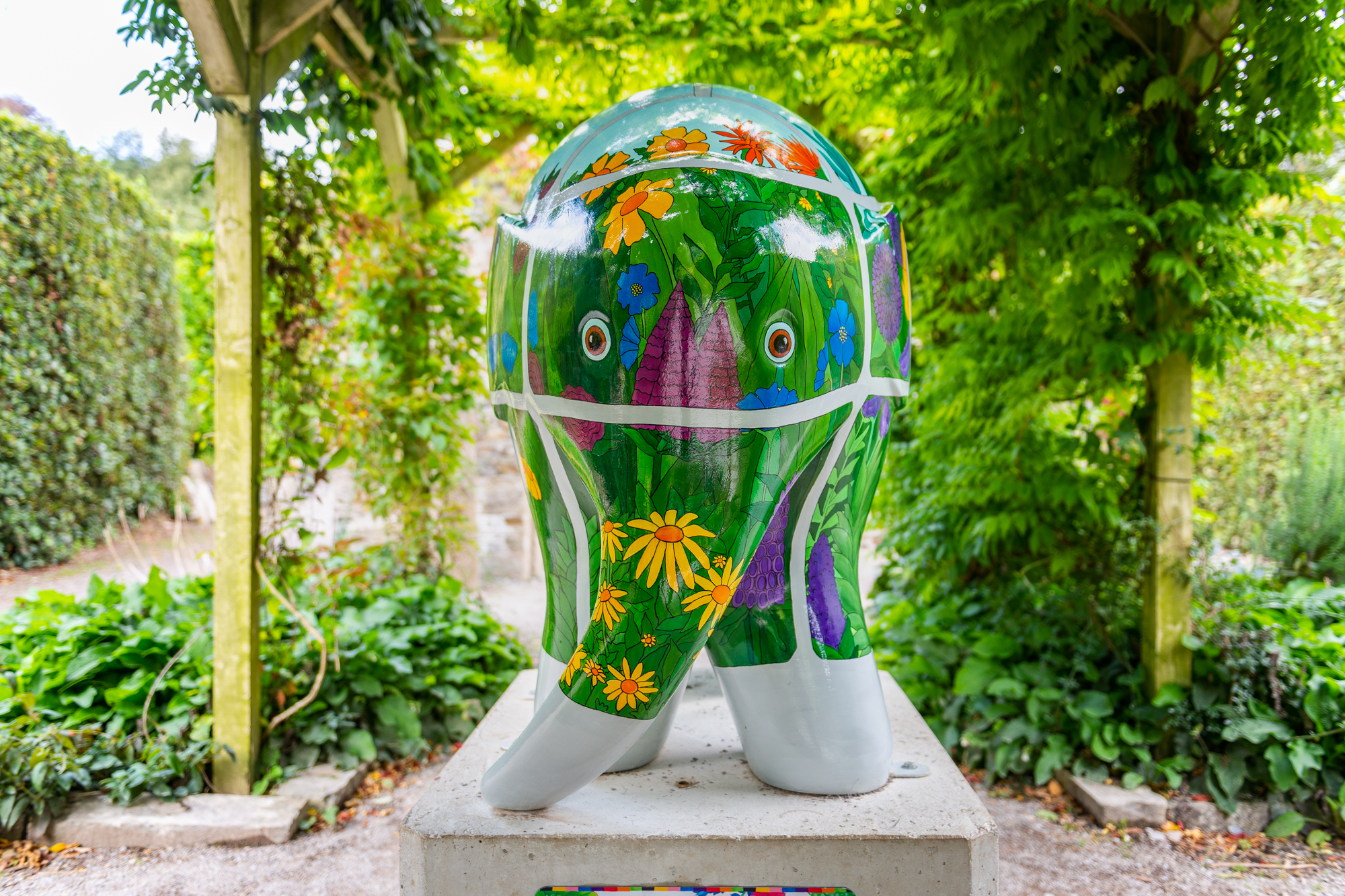 'Blooming Greenhouse' by Leah Hayler. Sponsored by St Luke's Hospice Plymouth - Image 8 of 13