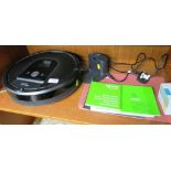 I-ROBOT ROOM VAC 900, ROBOT VACUUM CLEANER