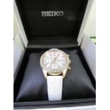 LADY'S SEIKO CHRONOGRAPH WRISTWATCH WITH MOTHER OF PEARL DIAL (BOXED)