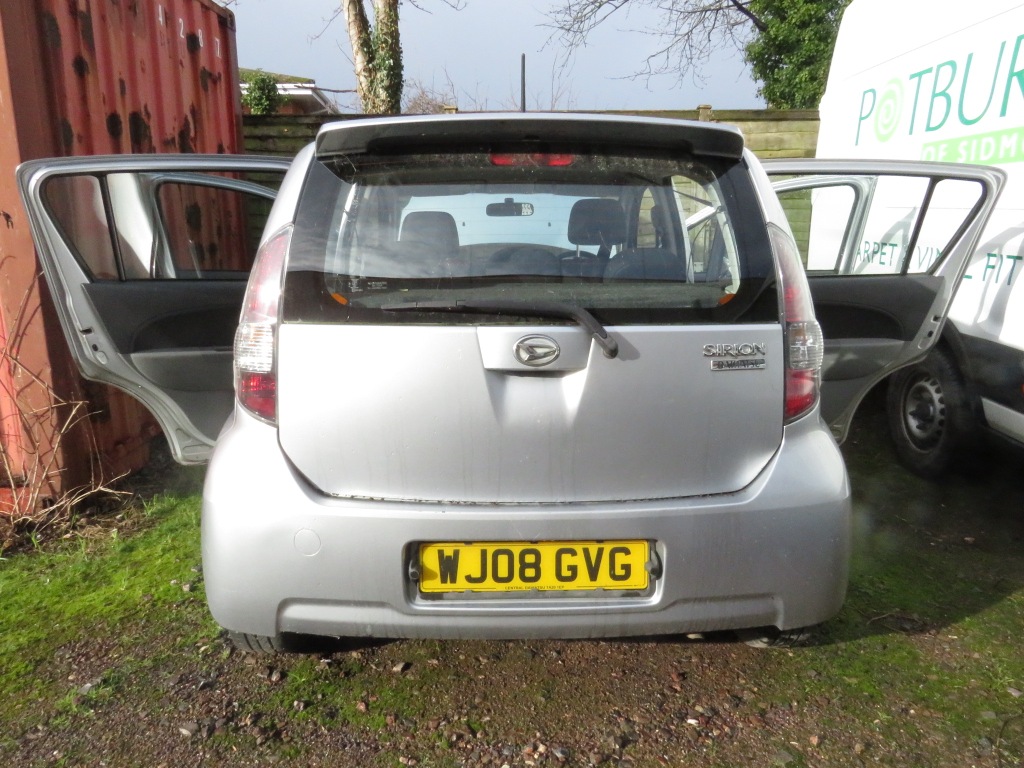 FROM DECEASED ESTATE - SILVER DAIHATSU SIRION SX FIVE DOOR HATCHBACK, WJ08 GVG REGISTERED 04/03/ - Image 7 of 24