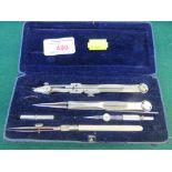 CASED SET OF DRAWING INSTRUMENTS