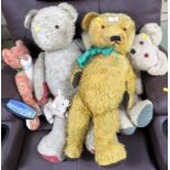 FIVE VINTAGE TEDDY BEARS AND SMALL SOFT TOY DOG