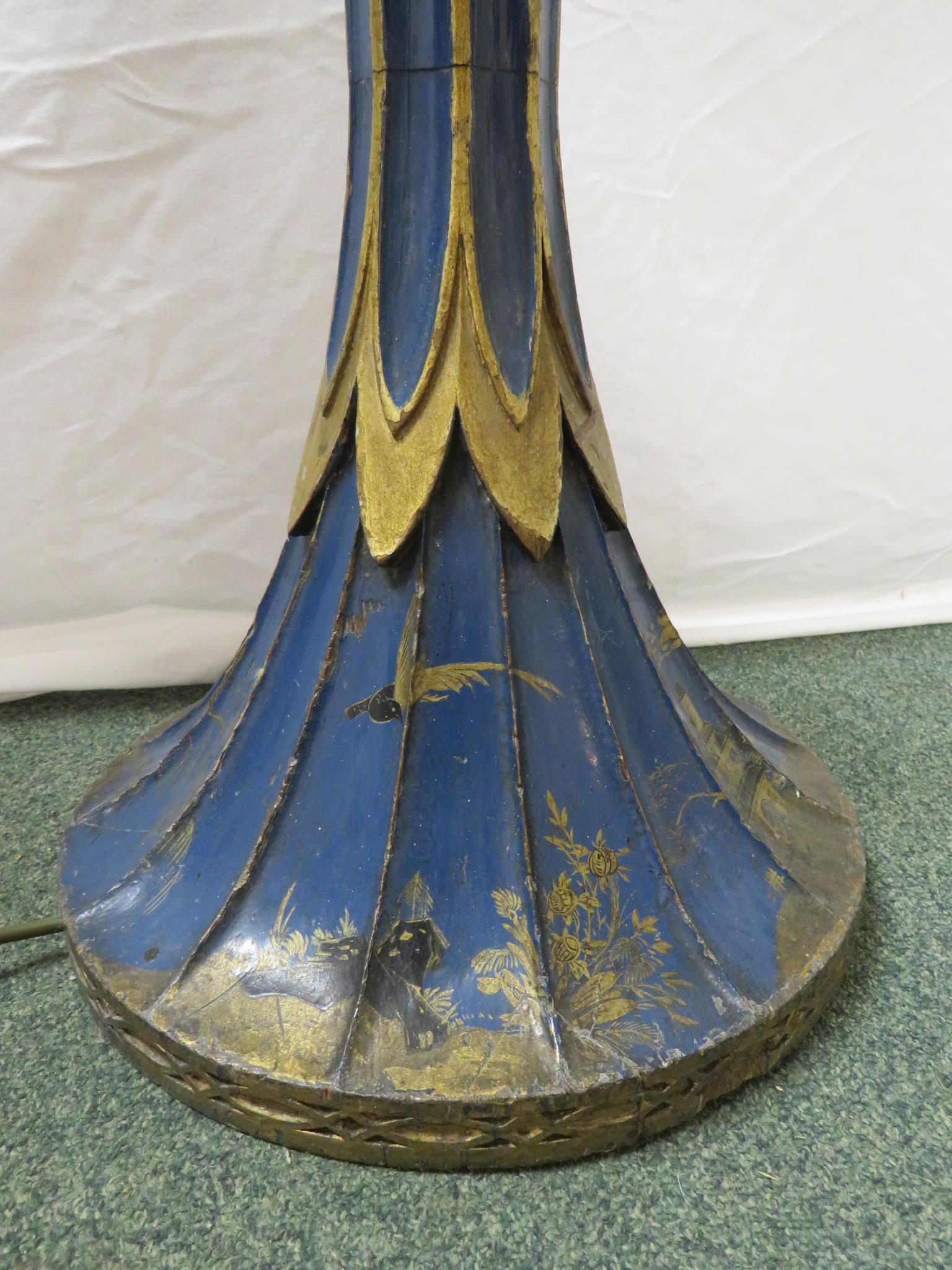 Light blue and gold painted oriental decorated fluted standard lamp - Image 3 of 6