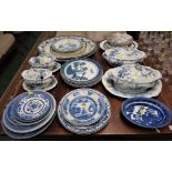 ASSORTED BLUE AND WHITE PATTERNED DINING CHINA INCLUDING LIDDED TUREENS AND SERVING DISHES, TOGETHER