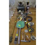 NOTTINGHAM ELECTROPLATING CO MEASURING CUP, HIP FLASK AND OTHER MIXED METALWARE