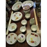 ROYAL WORCESTER 'EVESHAM' TABLE WARE INCLUDING PLATES, BOWLS, CUPS AND LIDDED STORAGE JAR