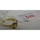 YELLOW METAL RING SET WITH YELLOW STONE, STAMPED 18CT