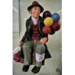 ROYAL DOULTON FIGURINE 'THE BALLOON MAN' HN1954