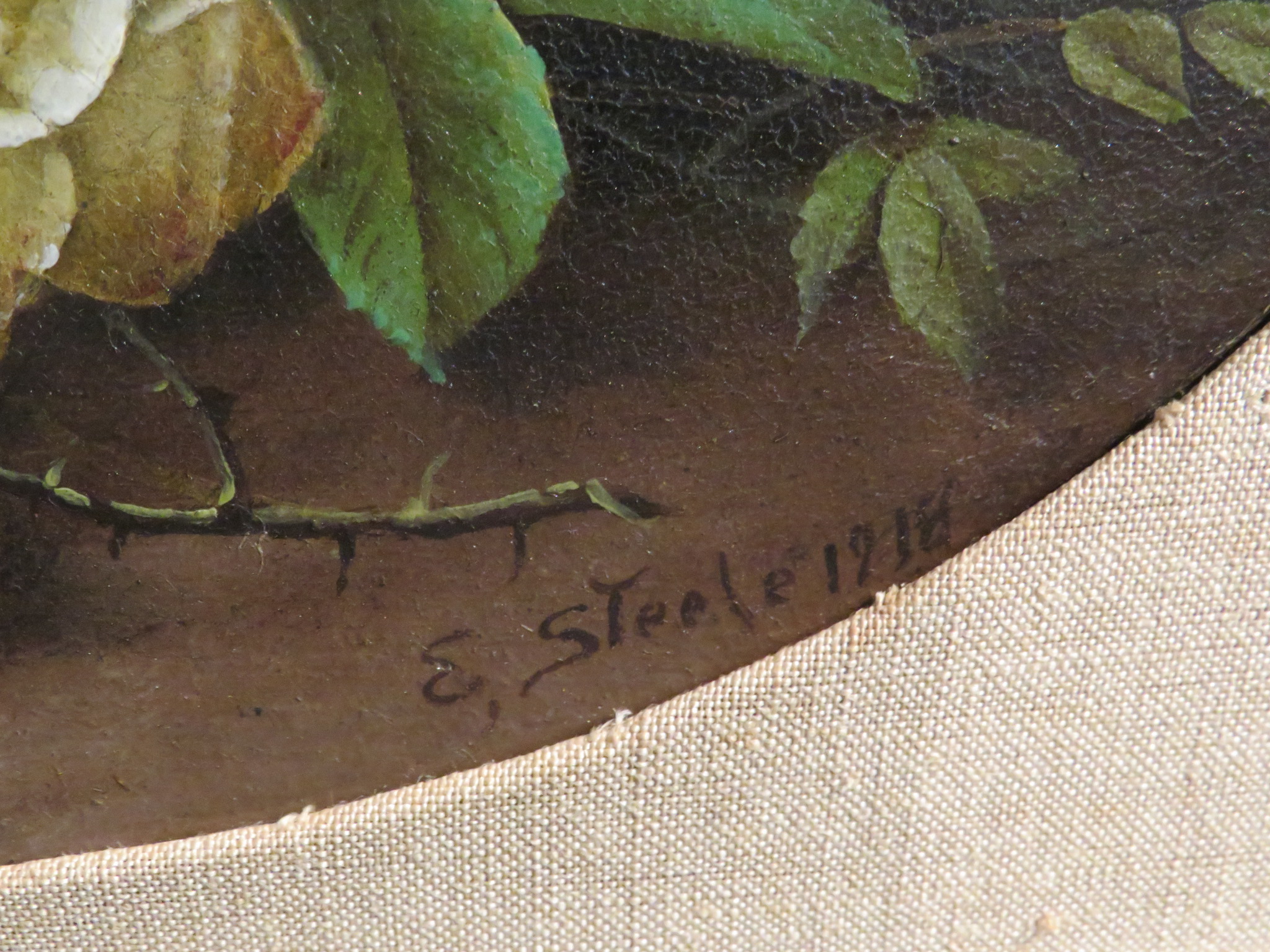 Still life roses, oil on board, oval, signed and dated lower right E. Steele 1918, 20.5cm x 28. - Image 4 of 4