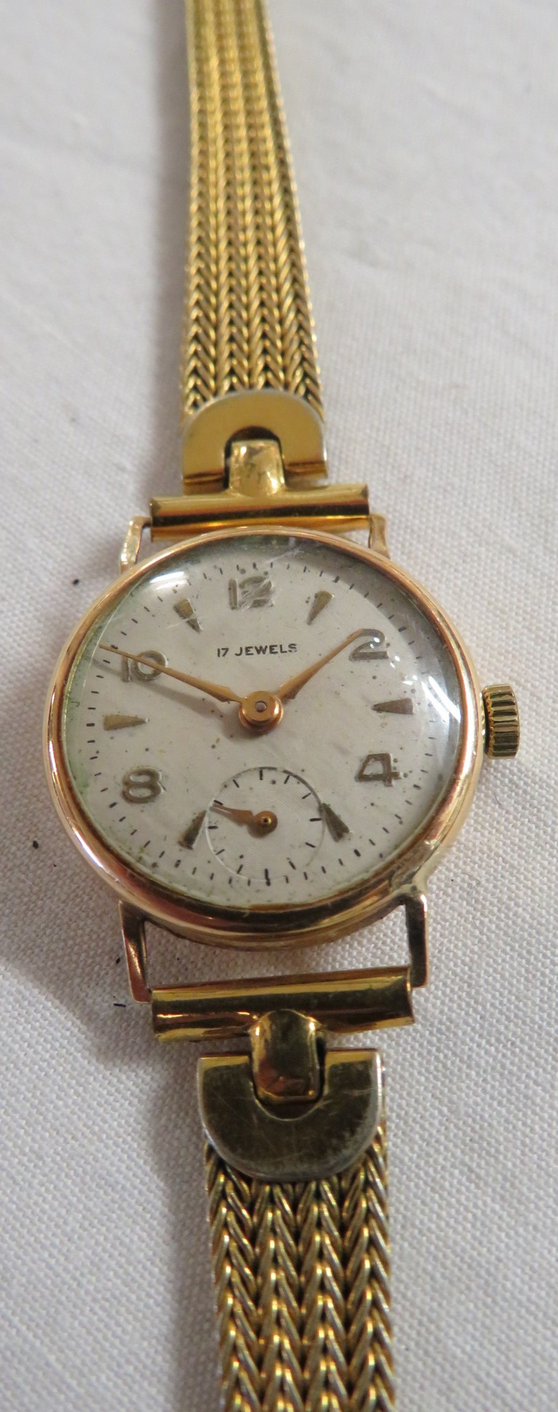 18 carat gold cased ladies mechanical wristwatch, Arabic and baton numerals, subsidiary seconds - Image 2 of 2