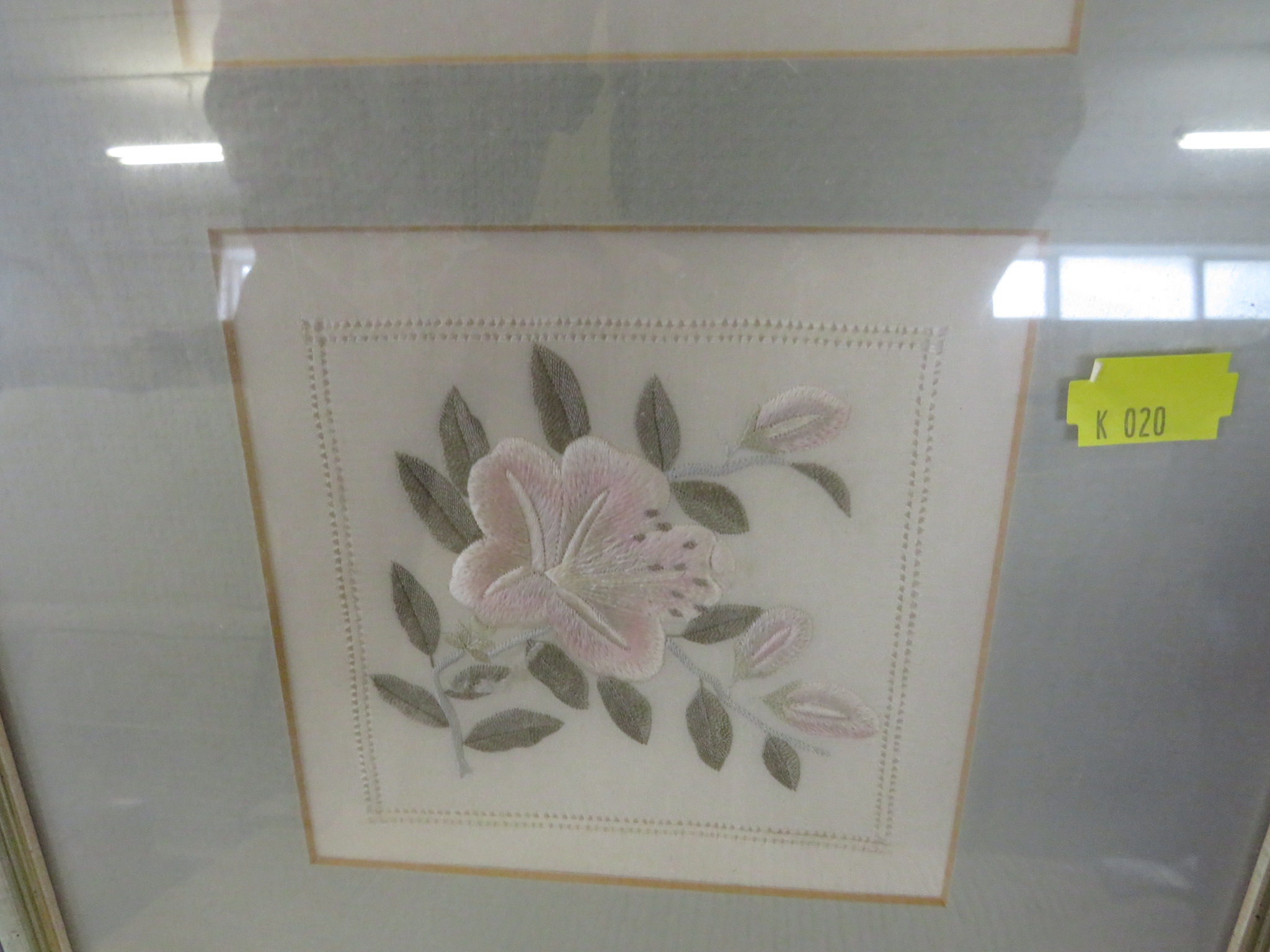 TWO ORIENTAL SILKS, AND FOUR OTHER SILK WORK PICTURES, EACH FRAMED AND GLAZED - Image 6 of 8