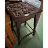 STAINED OAK OCCASIONAL TABLE WITH CARVED TOP