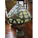 ART NOUVEAU STYLE TABLE LAMP WITH STAINED GLASS SHADE