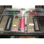 FIVE PARKER PEN SETS (AS NEW) INCLUDING JOTTER BALLPOINT PENS AND VECTOR FOUNTAIN AND BALLPOINT