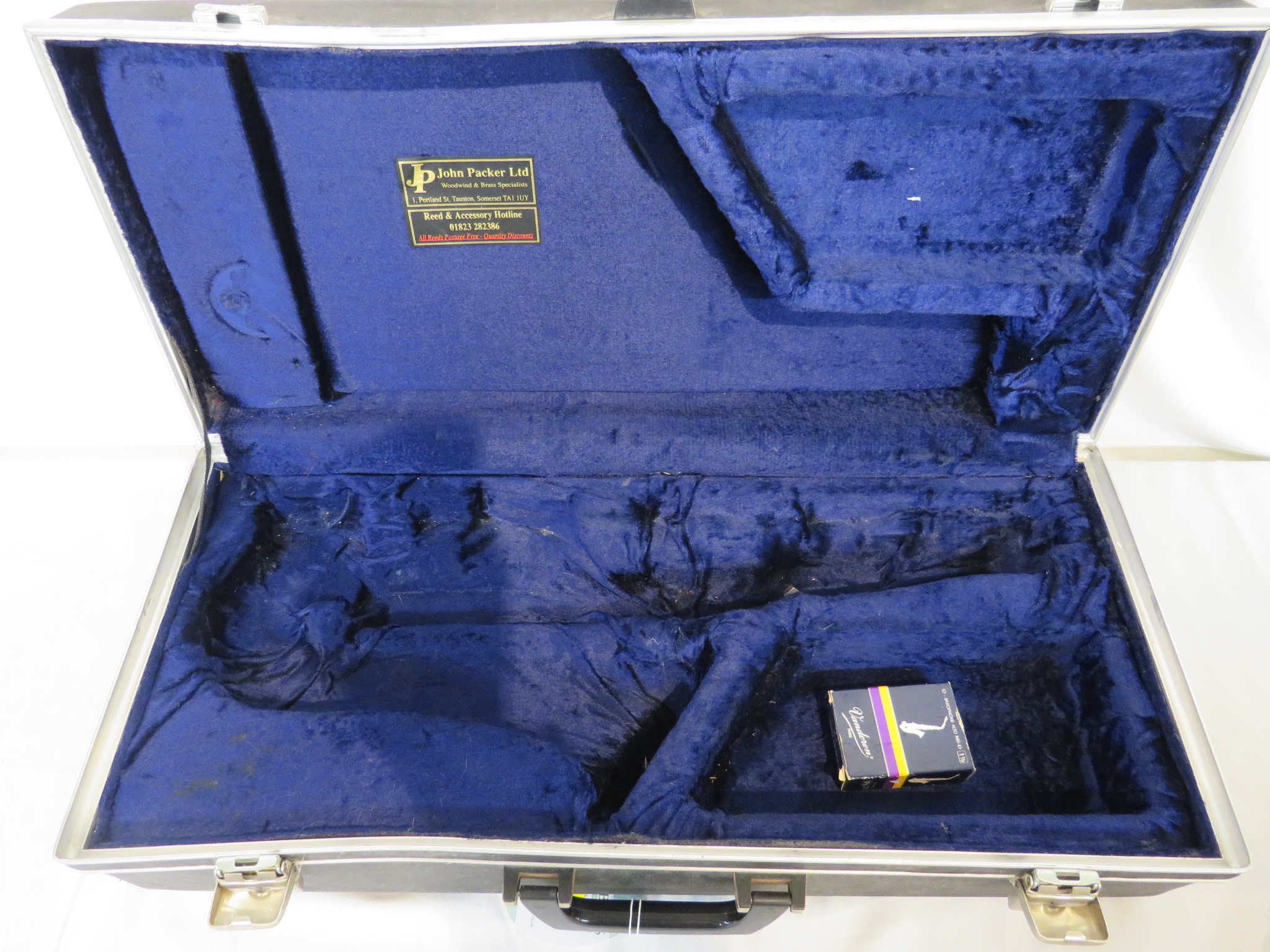 B & H 400 for Boosey & Hawkes Alto saxophone in hard carry case - Image 10 of 14