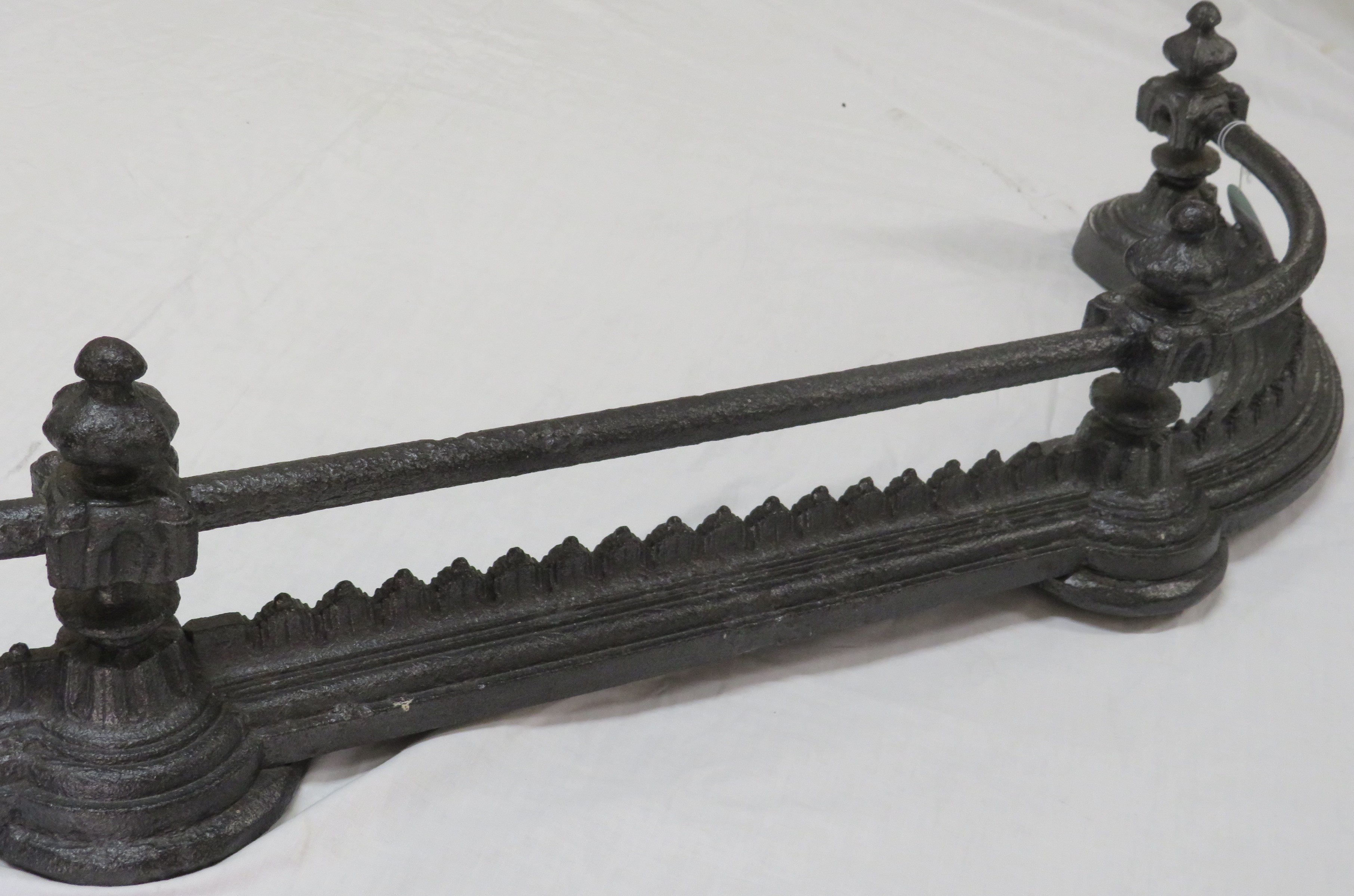 Victorian Coalbrookdale cast iron fender with rail, marked NO 190 CBDALE CO 316, width 108cm, - Image 3 of 5