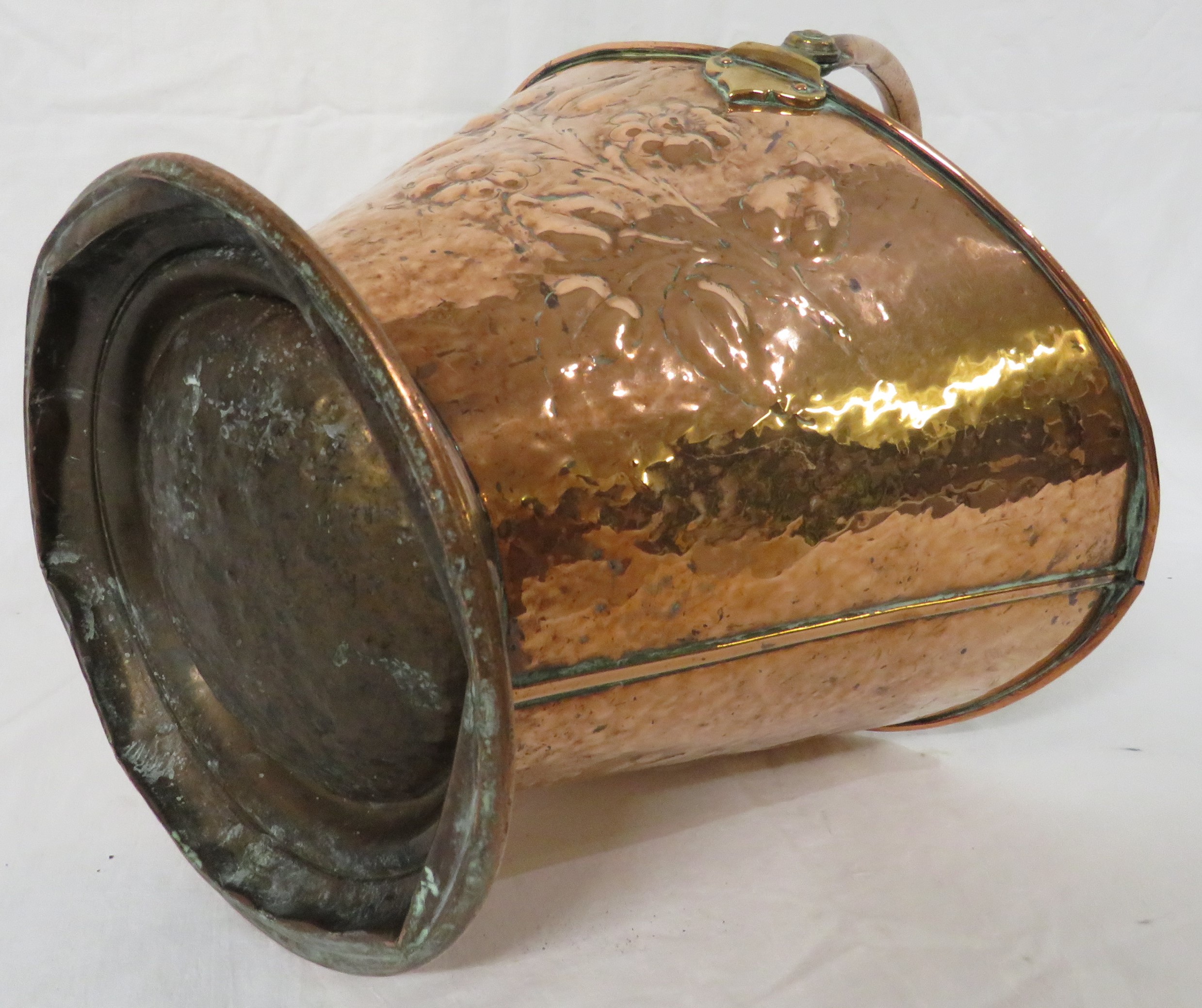 Art Nouveau copper coal bucket of cowl shape on a circular foot with hinged handle, the sides with - Image 4 of 4