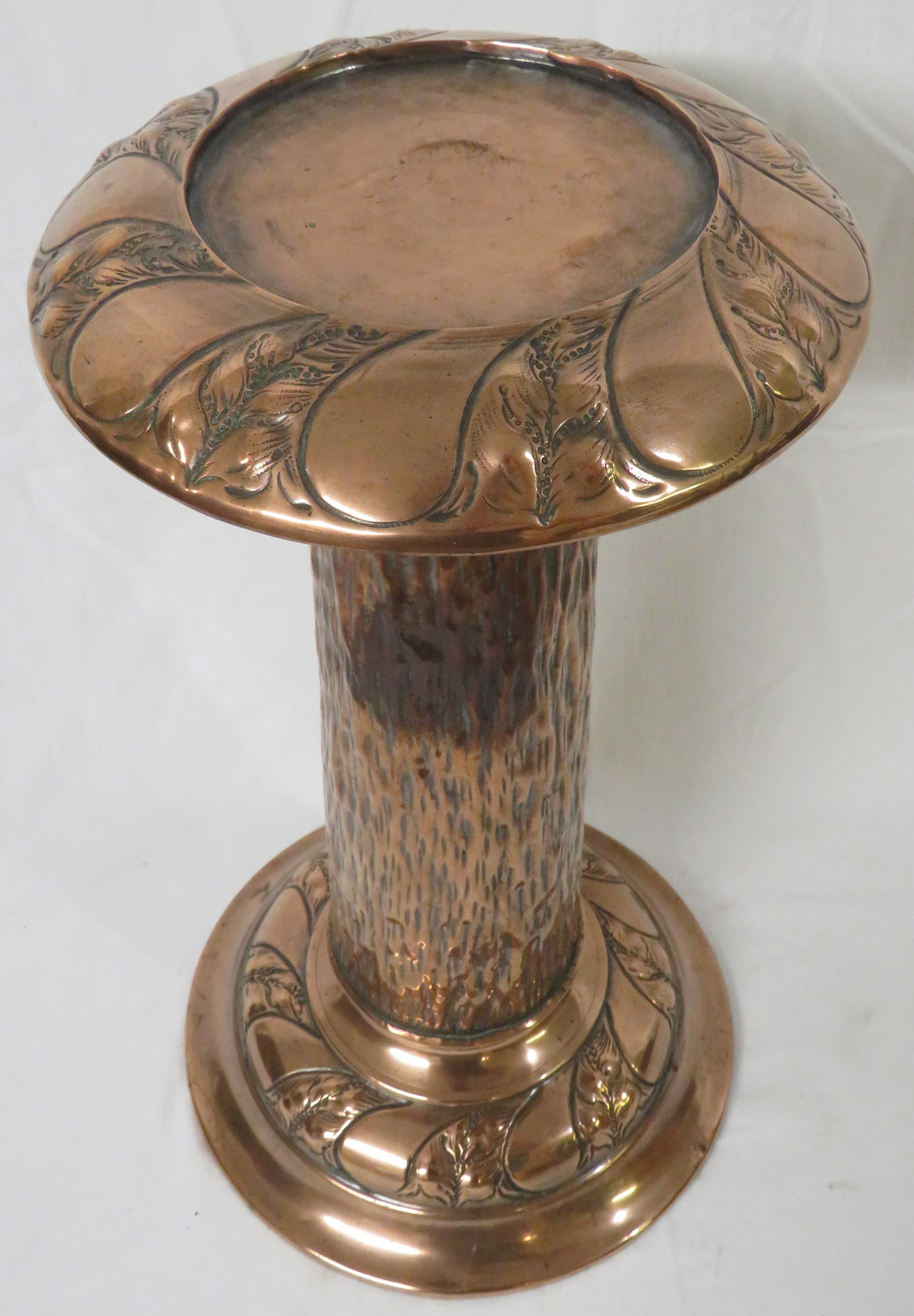 A copper jardiniere on stand, the jardiniere or planter as a bowl with expressed hammer work and a - Image 3 of 5