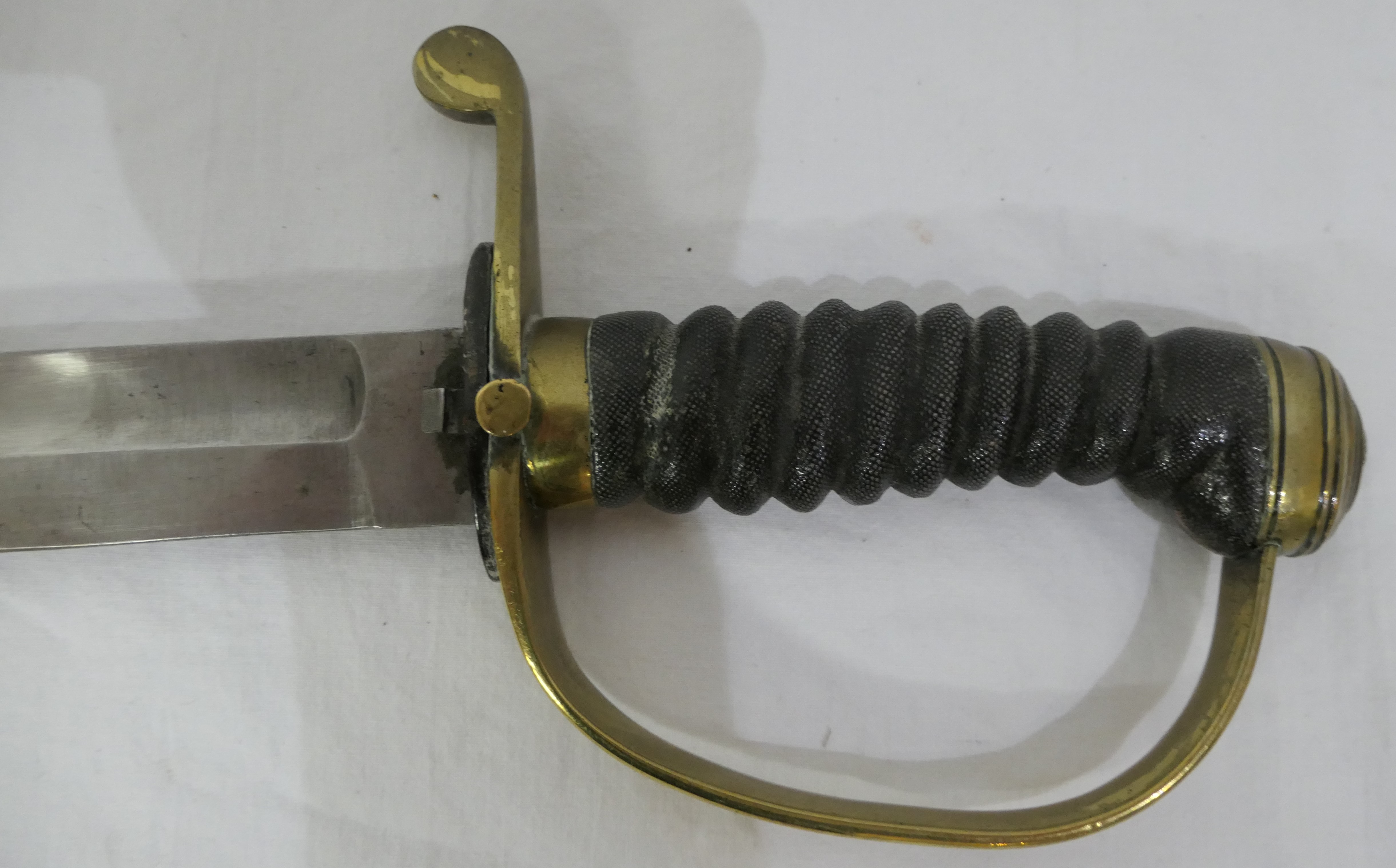 Early Victorian sword with curved fullered blade, fish skin grip and brass hilt, brass mounted - Image 3 of 9