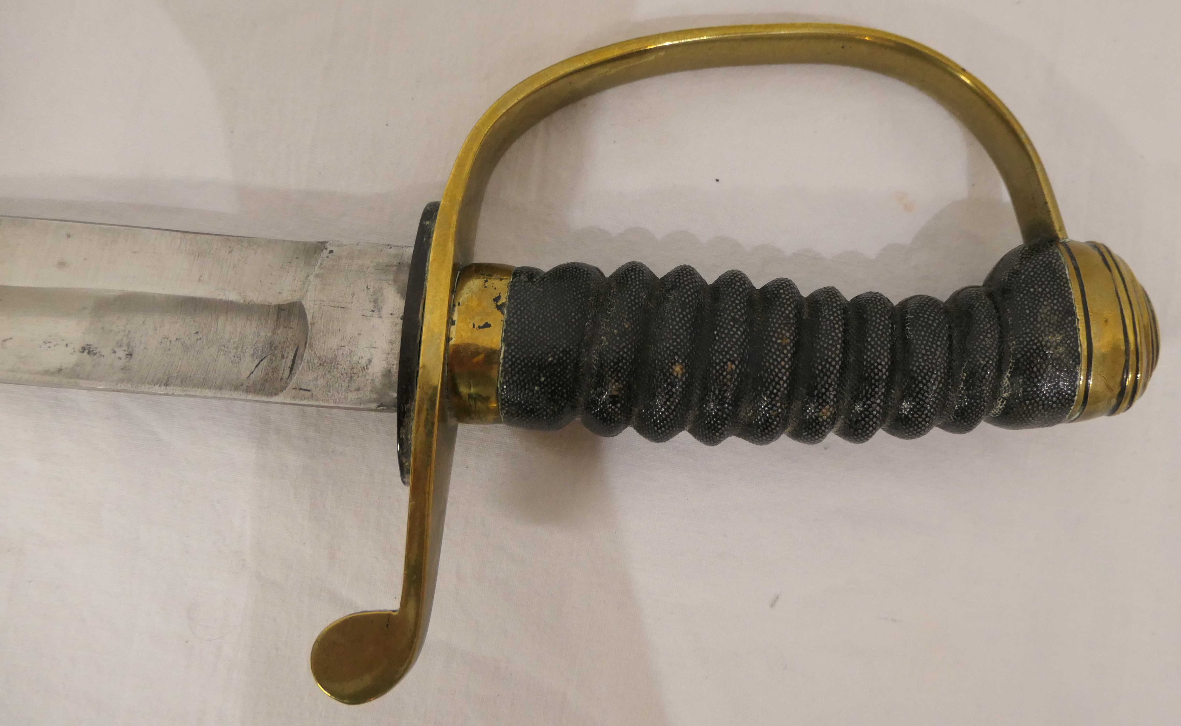 Early Victorian sword with curved fullered blade, fish skin grip and brass hilt, brass mounted - Image 4 of 9