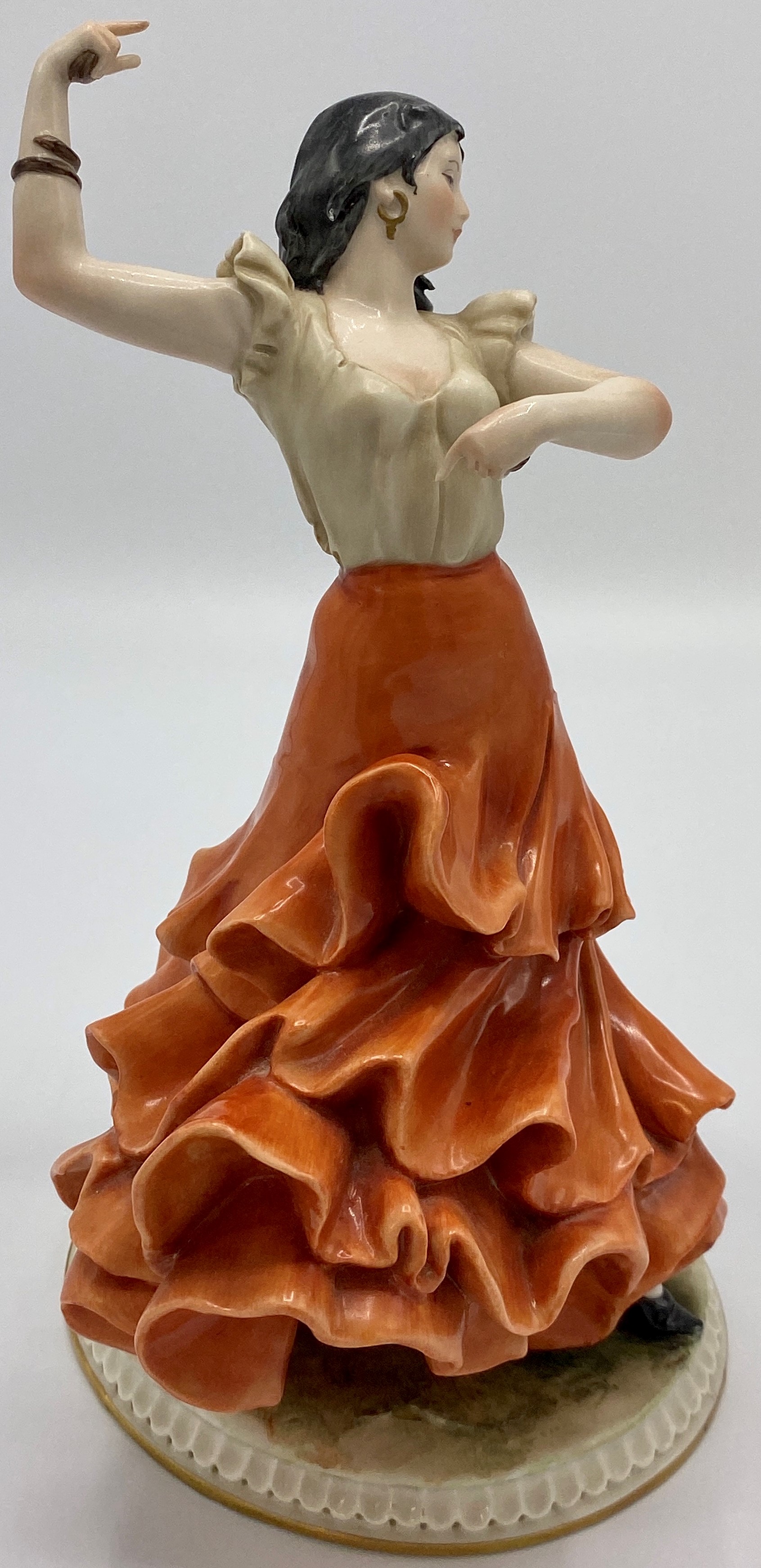 Capodimonte figure 'The Spanish Dancer' designed by Falchi, on oval base with gilding, impressed - Image 2 of 6