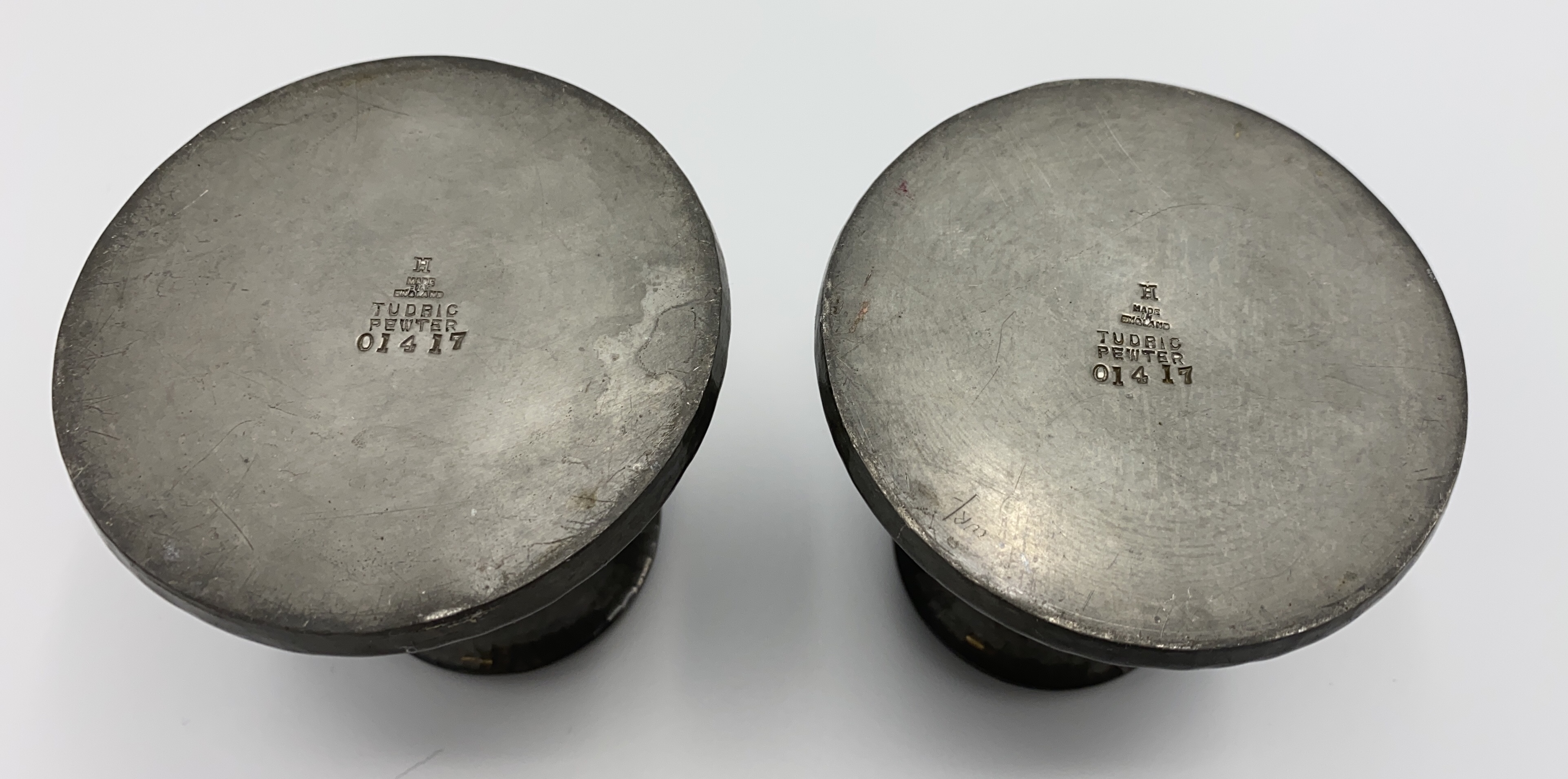 Pewter bottle coaster with planished surface and two handles, height 15.5cm, the base stamped - Image 6 of 6