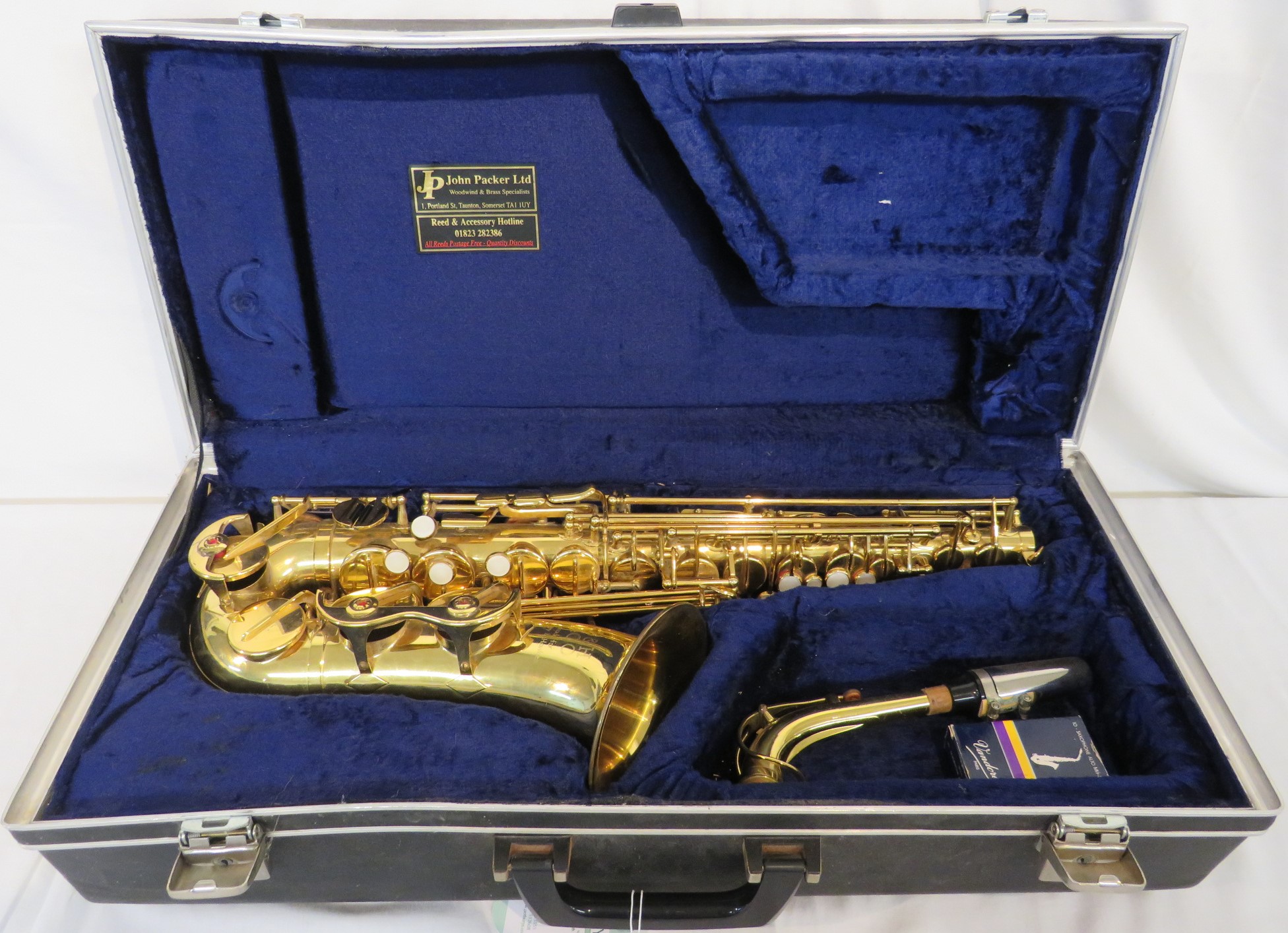 B & H 400 for Boosey & Hawkes Alto saxophone in hard carry case - Image 3 of 14