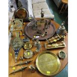 SELECTION OF DECORATIVE BRASS AND METALWARE INCLUDING GONG, BELLOWS, ETC