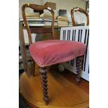 MAHOGANY FRAMED SIDE CHAIR WITH TURNED FRONT LEGS AND PINK UPHOLSTERED SEAT