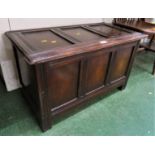 SMALL OAK THREE-PANEL COFFER WITH HINGED LID (HEIGHT 45CM WIDTH 76CM DEPTH 41CM)