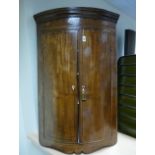 Georgian Mahogany Bow Fronted Corner Cupboard,