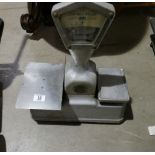 Vardome & Hart Ltd London shop scales ( without weights)