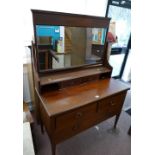Edwardian Mahogany inlaid dressing table with a single mirror