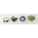 Four x 9ct gold rings - Gents signet T1/2, Wedgwood set M,