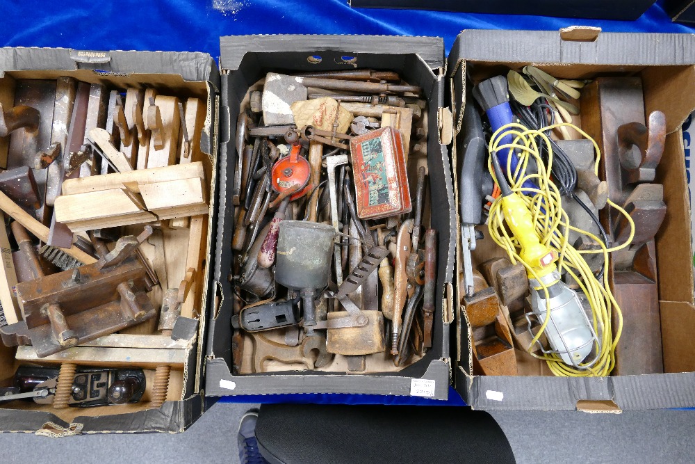 Three boxes of assorted vintage tools (3 trays)