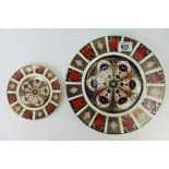 Royal Crown Derby Old Imari patterned 26cm wall plate & similar 1128 patterned 16cm plate (2)