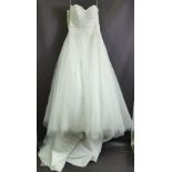 Ladies Wedding Dress / Bridal Gown Romantica: Romantica Wedding Dress - style Rochelle, lace back,