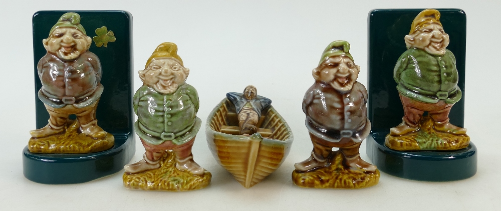 Irish Wade Leprechauns: Collection of Leprechauns including bookends,