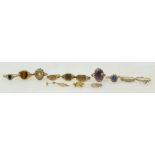 Collection of gold jewellery: Hallmarked gold & yellow metal jewellery,