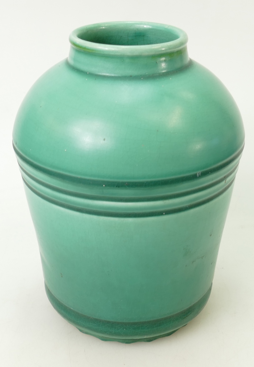 Susie Cooper ribbed vase: Ribbed Susie Cooper vase is marked Susie Cooper ref 277 and is 21. - Image 3 of 5