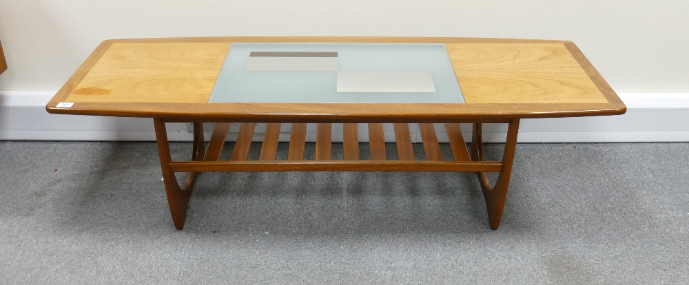 G Plan Teak coffee table: Coffee table with glass inserts. 153cm x 54cm x 45cm high. - Image 3 of 3