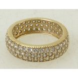 14ct gold Eternity ring: Ring size L/M, 3.6grams.