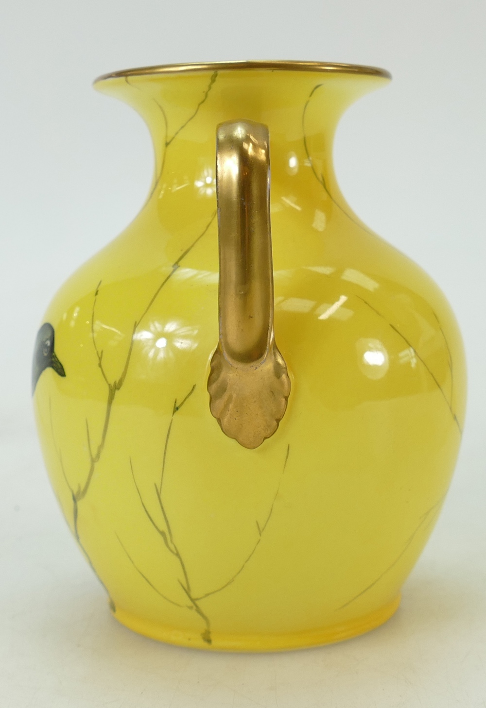 Cauldon hand decorated two handled bulbous vase: Bulbous Cauldon vase decorated with a Magpie in - Image 3 of 7