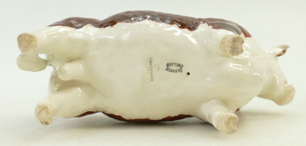Besswick Hereford Bull: Beswick Model 1363A (professional restoration to one horn). - Image 2 of 3