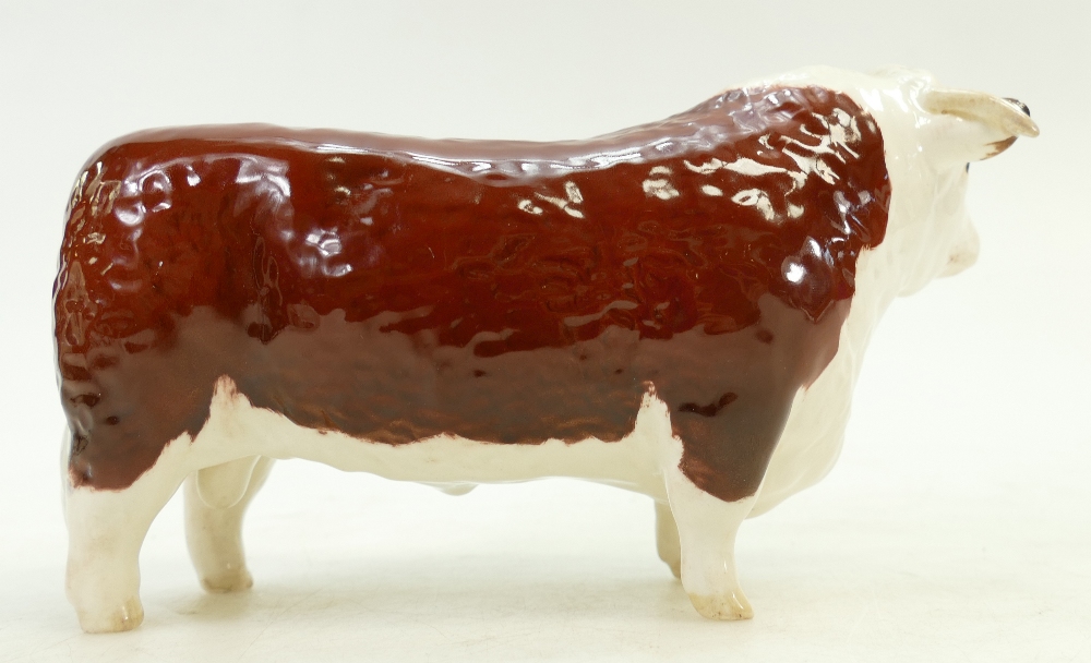Besswick Hereford Bull: Beswick Model 1363A (professional restoration to one horn). - Image 3 of 3