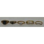 5 x gold rings: Group of assorted rings, 4 x 9ct 1 x gold coloured metal, 2 set with diamonds,