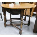 Oak Gate Leg table: 106cm in length