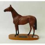 Beswick connoisseur model of Red Rum: Figure on wooden base 2510