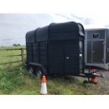 Large 2 Wheel Horse box / trailer: suitable for conversion or restoration