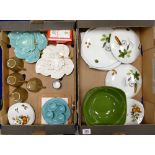 A mixed collection of items to include: Midwinter dinnerware,